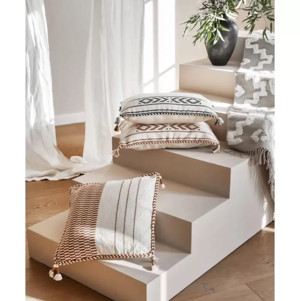 Baumwoll-Kissenhulle Okiro Mit Kederumrandung Und Quasten