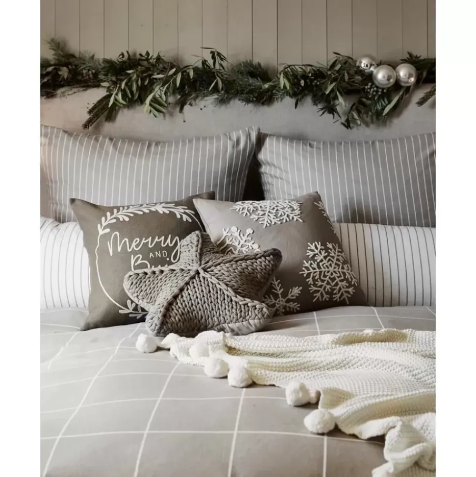 Bestickte Kissenhulle Merry And Bright