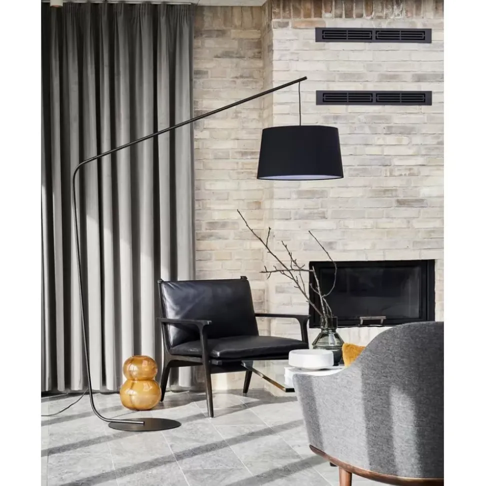 Grose Design Bogenlampe Lobby