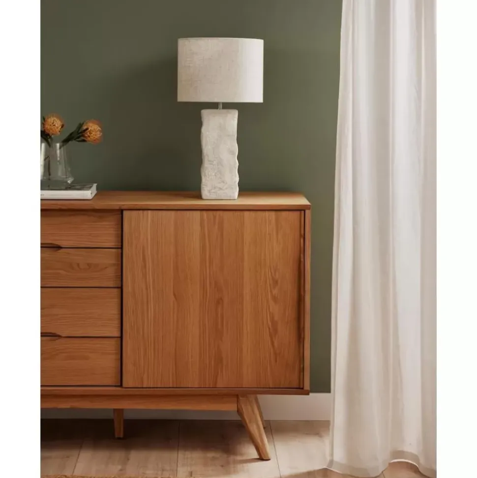 Grose Tischlampe Kiri Mit Betonfus